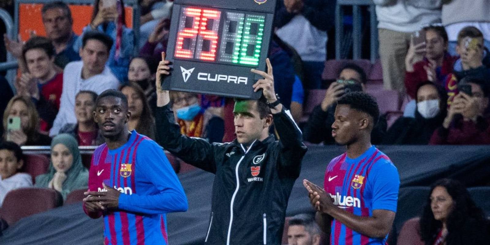 Ousmane Dembélé i Ansu Fati, jugadors blaugranes, tot just abans d'entrar al Barça-Mallorca | FC Barcelona