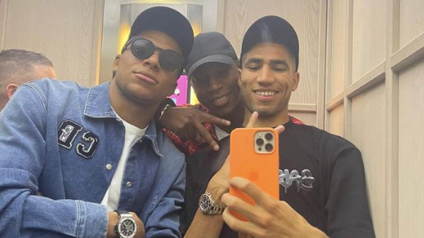 Kylian Mbappé, amb Achraf Hakimi a Madrid | @k.mbappe