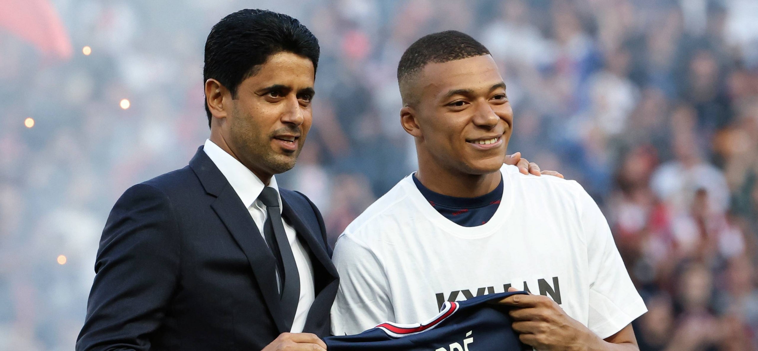 Kylian Mbappé, durant l'acte de renovació amb el PSG | Europa Press