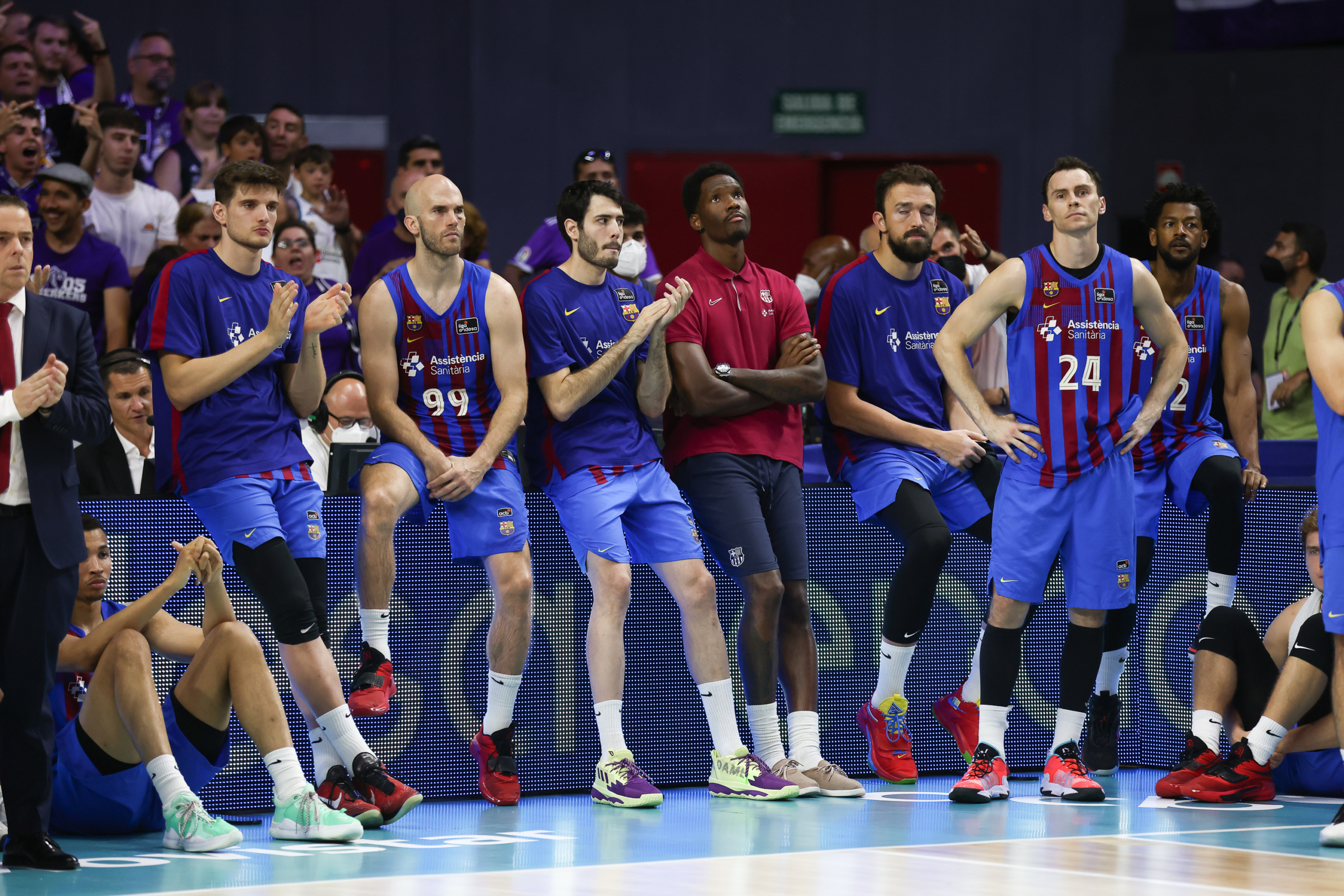 Els jugadors del Barça, després de perdre l'ACB contra el Madrid | Europa Press