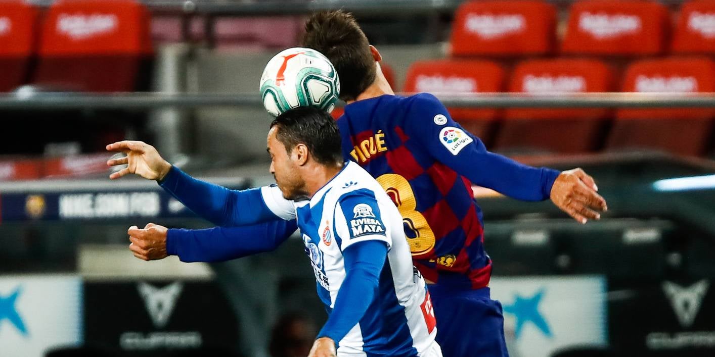 Raúl de Tomás, durant un partit contra el Barça | Europa Press