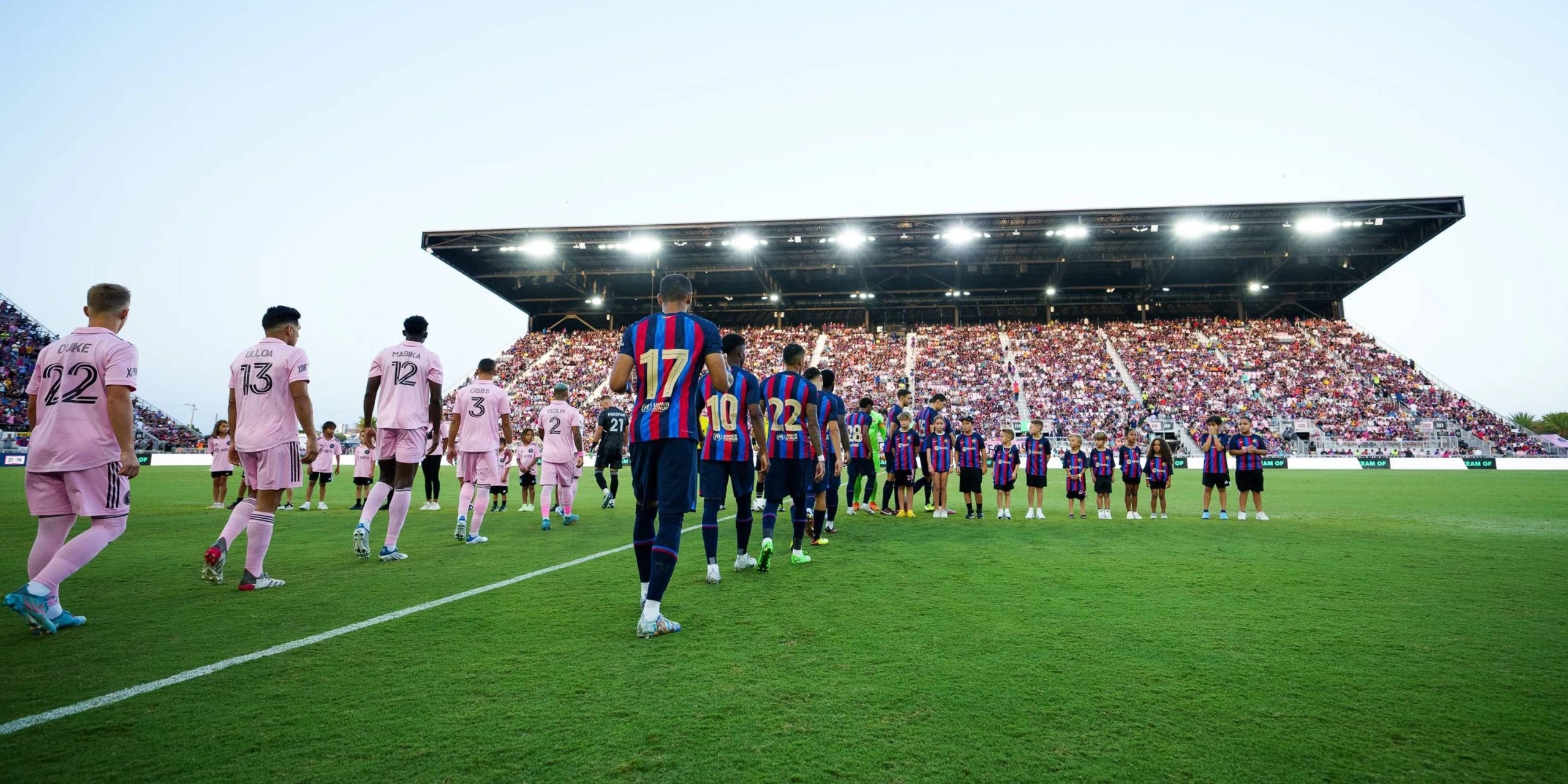 Els jugadors del Barça, abans del partit contra el Miami | FC Barcelona