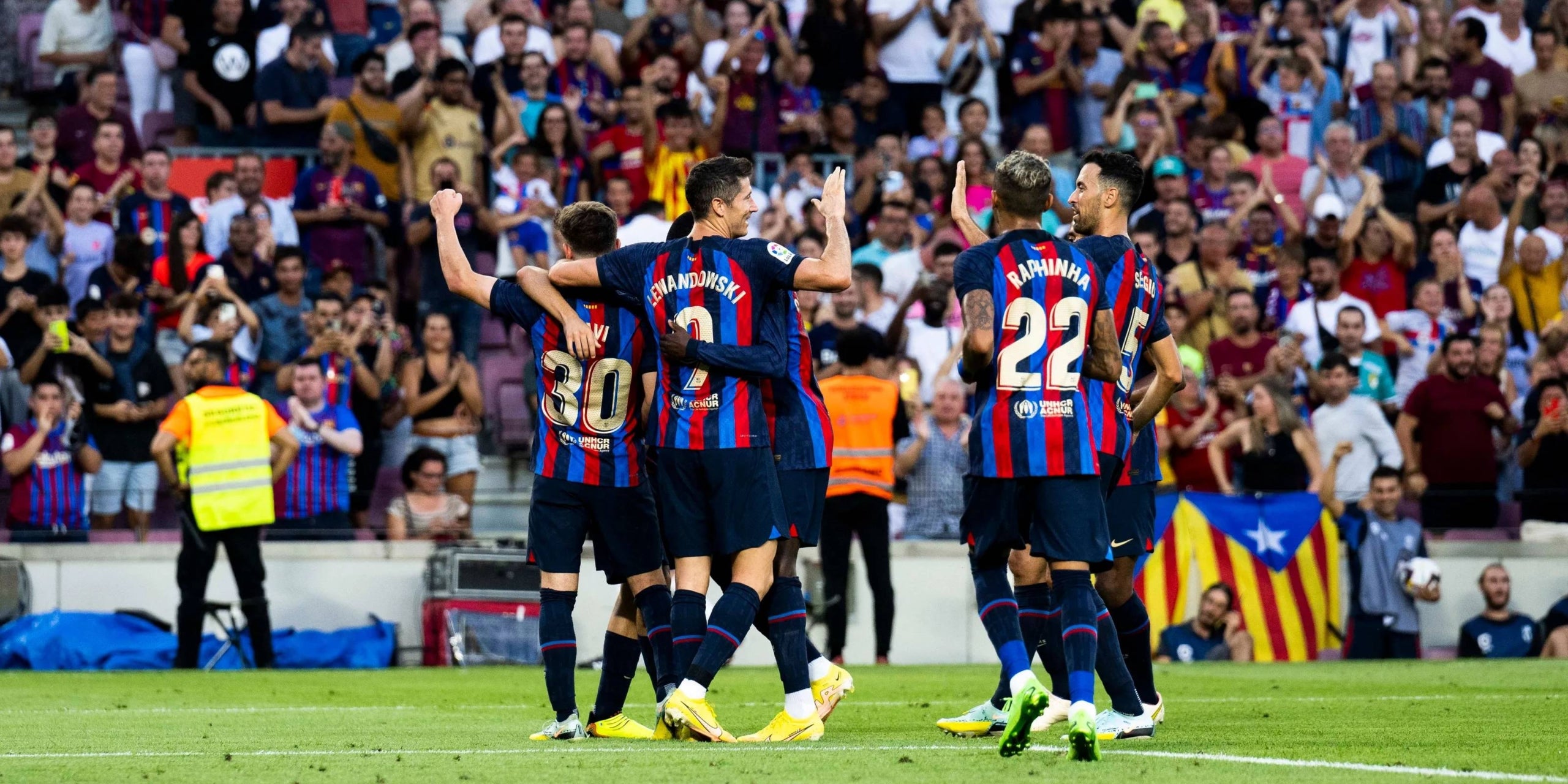 Els jugadors del Barça celebren un gol contra el Valladolid | FC Barcelona