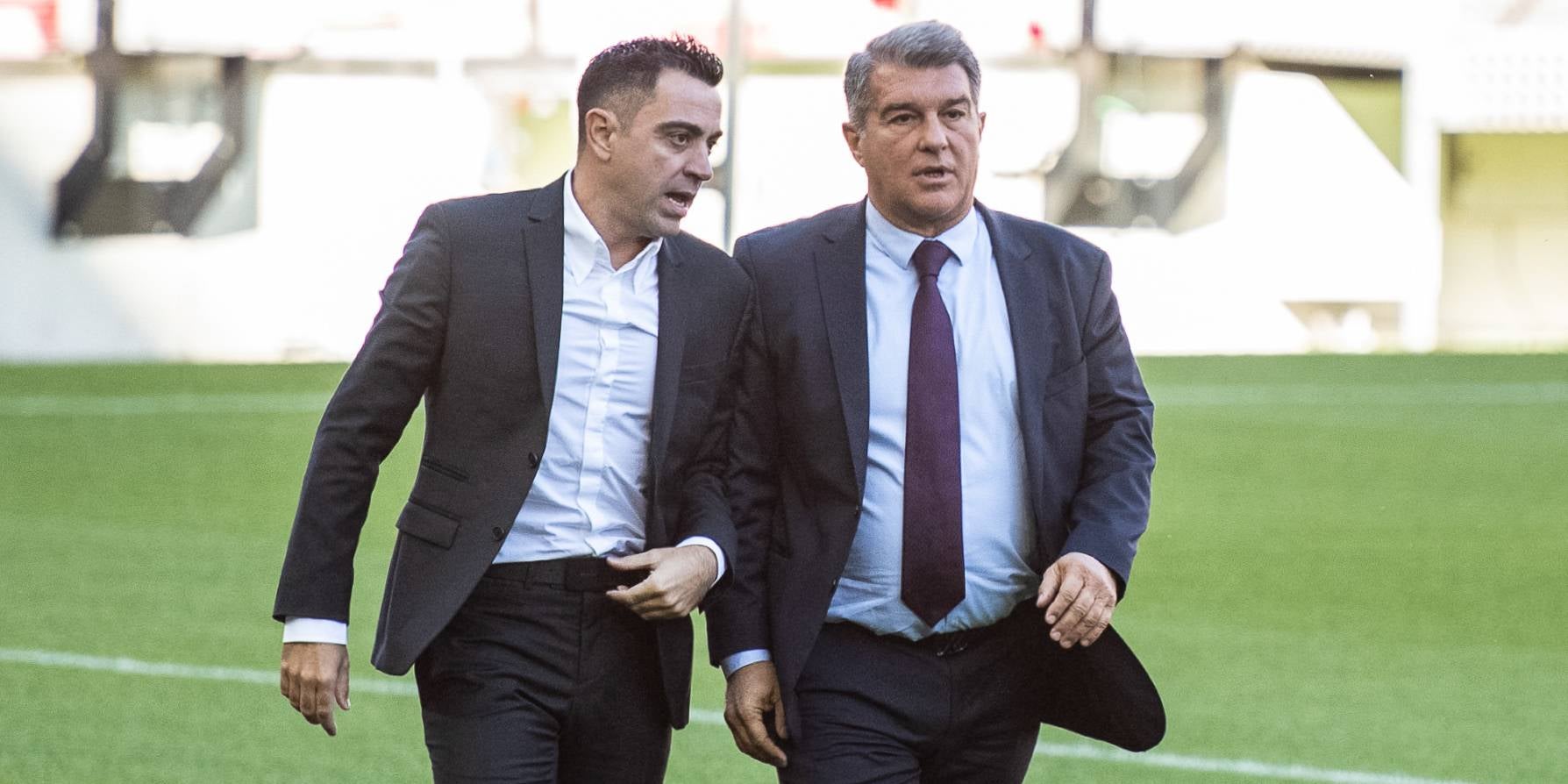 Xavi Hernández, amb Joan Laporta | Europa Press