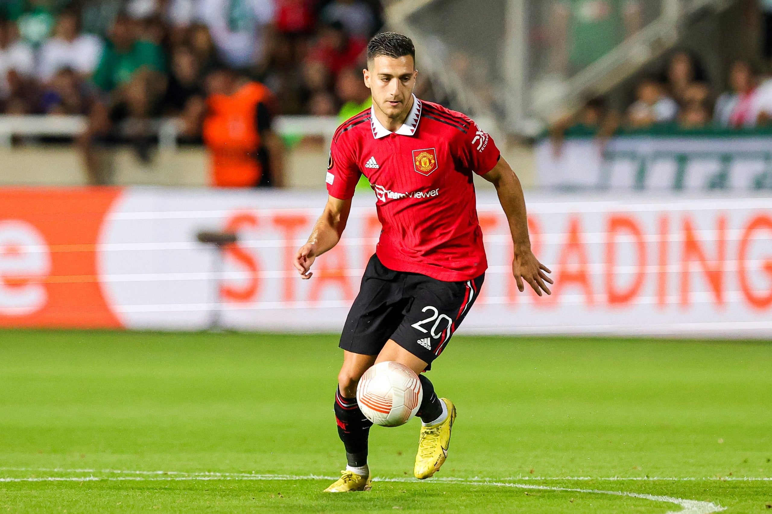 Diogo Dalot, en un partido con el Manchester United | Europa Press