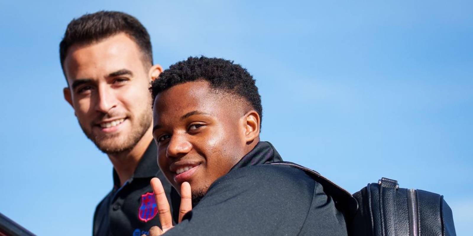 Eric Garcia i Ansu Fati, jugadors del Barça, viatjant cap a Milà | FC Barcelona
