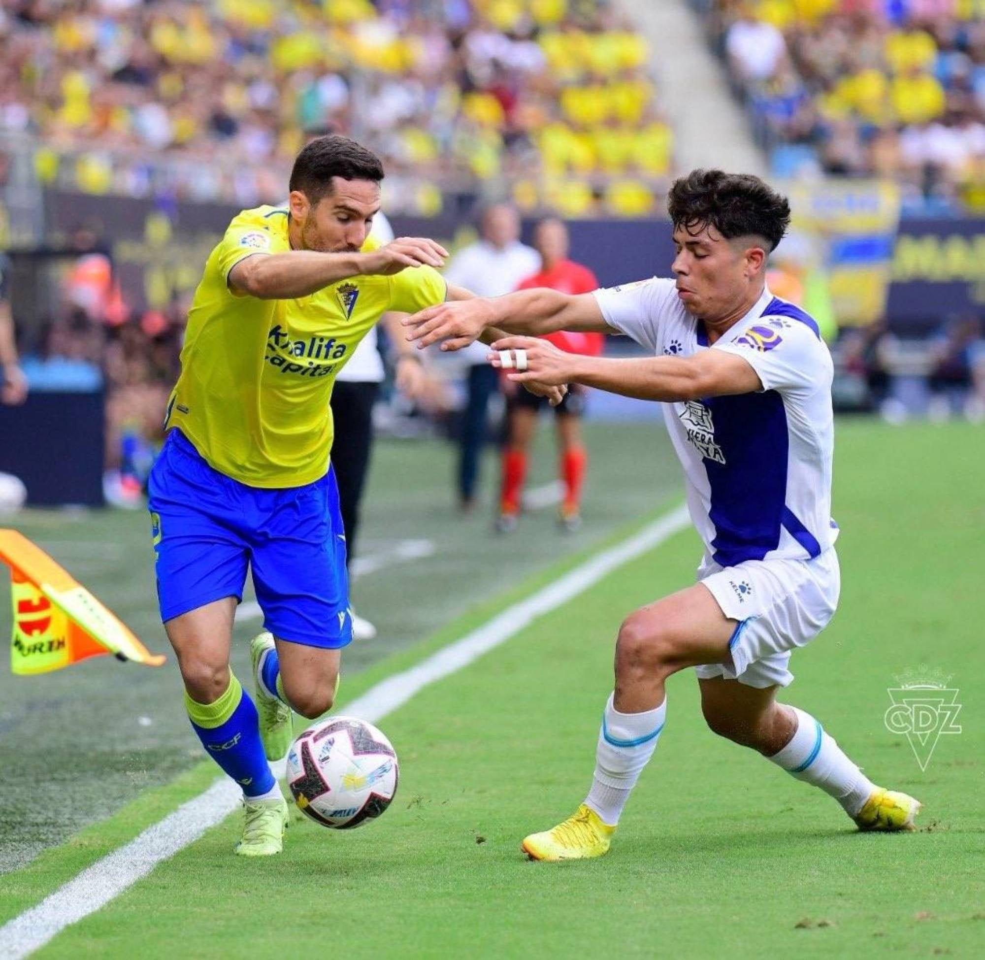 Melamed, pugnant per una pilota | Cádiz CF