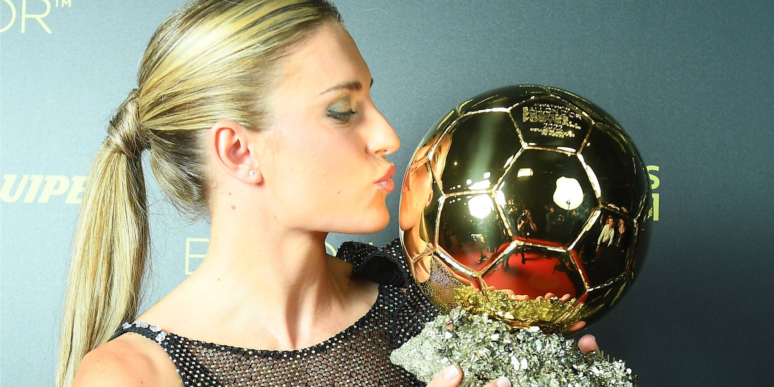 Alexia Putellas, amb la Pilota d'Or | FC Barcelona