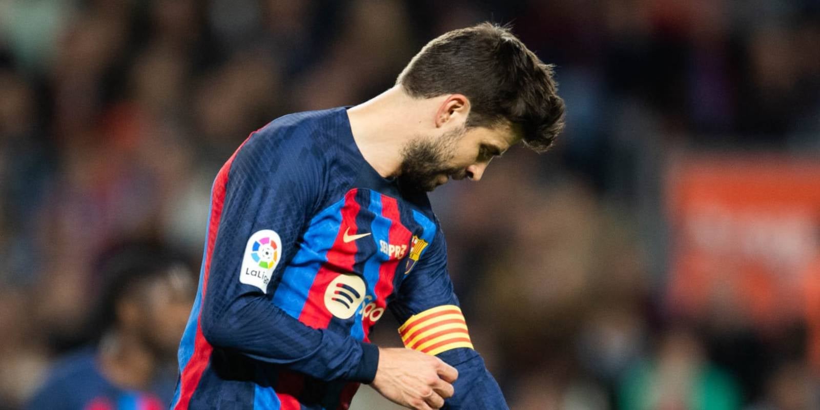 Gerard Piqué, en el moment de ser substituït per Andreas Christensen contra l'Almeria | FC Barcelona
