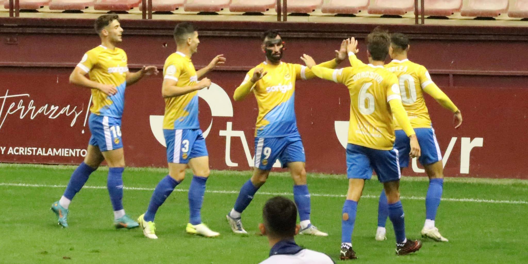 Els jugadors del Nàstic de Tarragona, celebrant un gol | @nastictarragona
