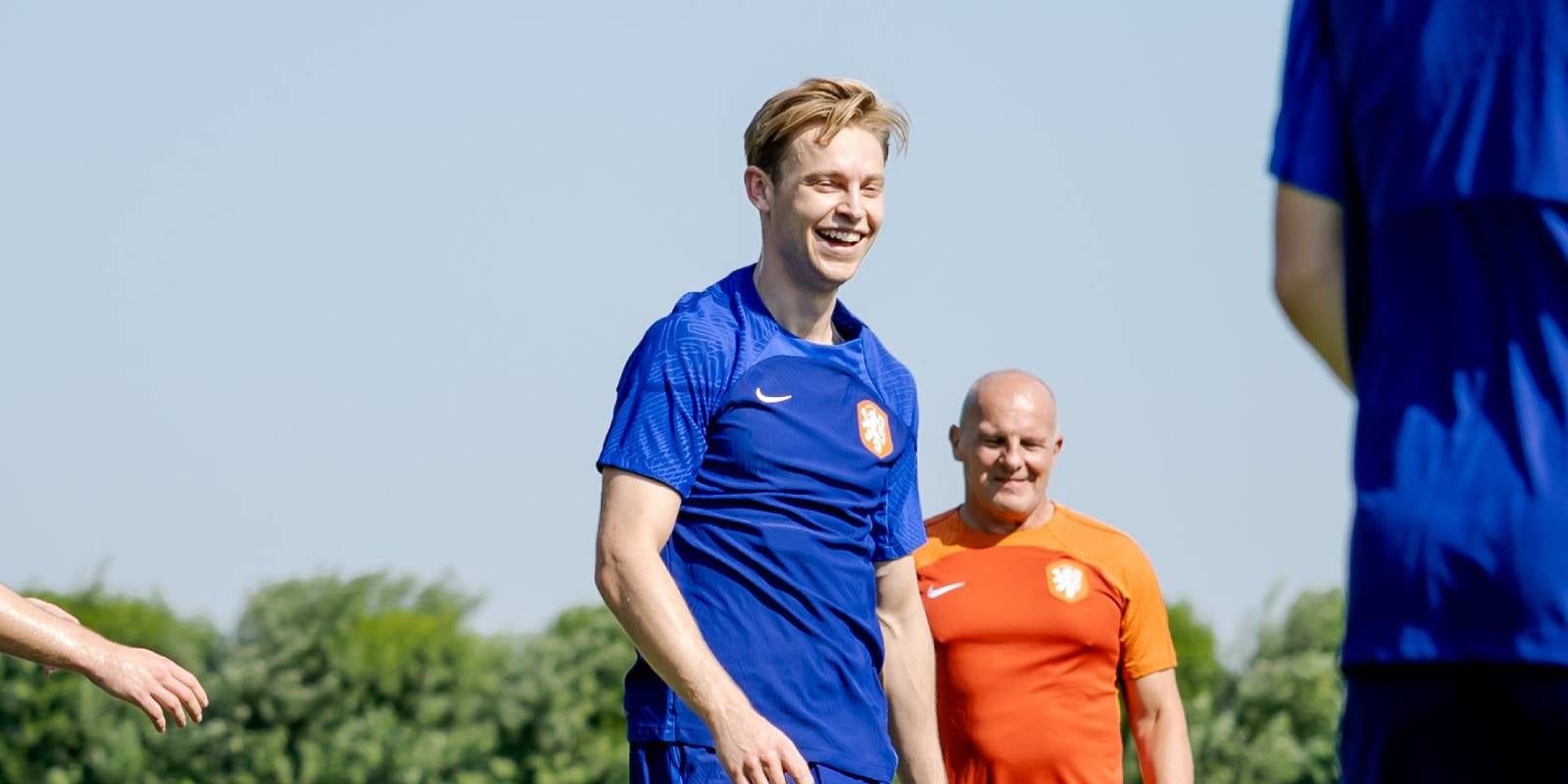 Frenkie de Jong, durant un entrenament amb els Països Baixos | @OnsOranje