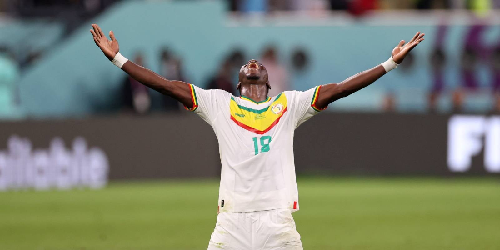 Ismaila Sarr, jugador de Senegal, celebra l'accés als vuitens de final del Mundial 2022 | FIFA