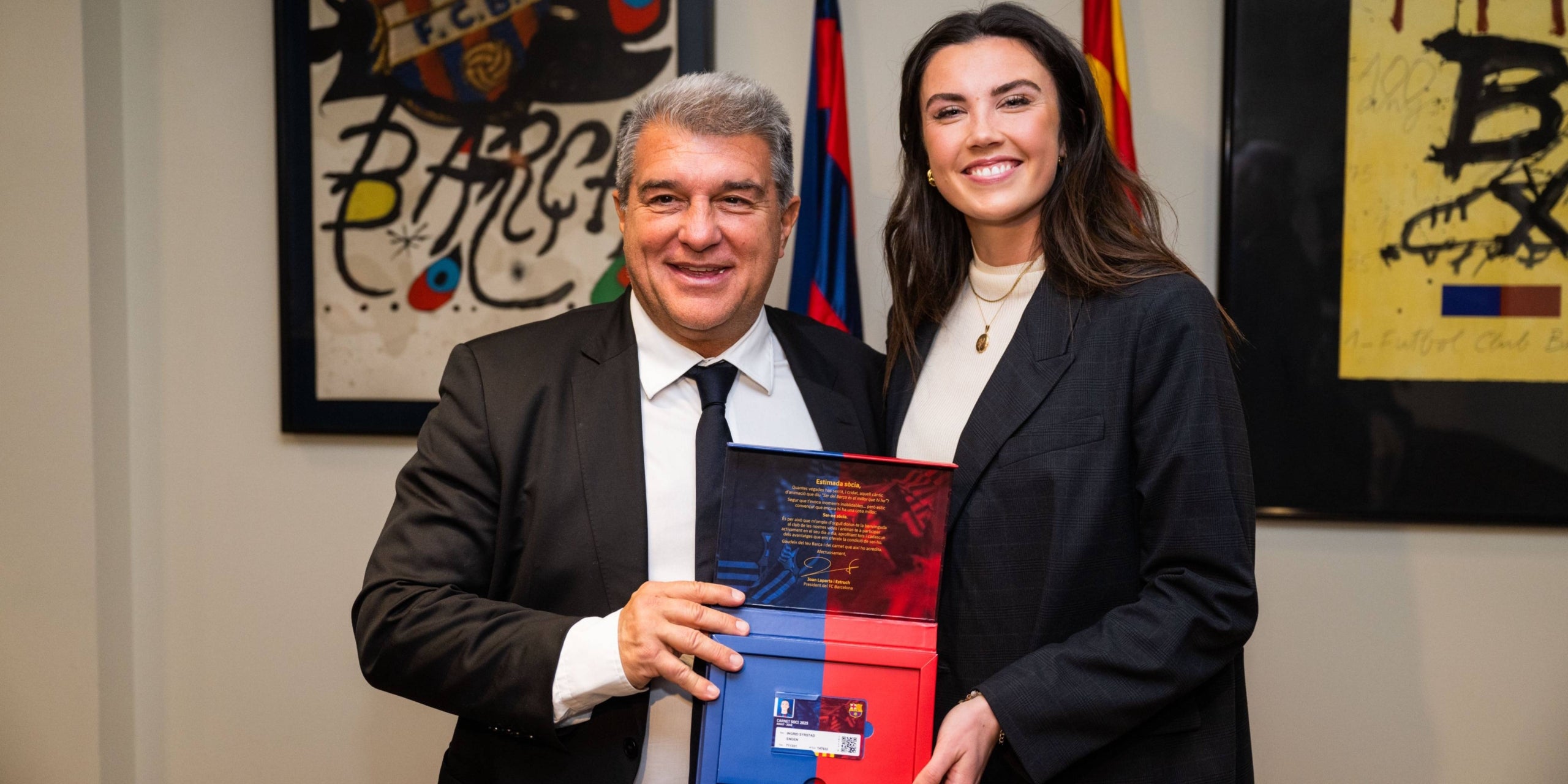 Joan Laporta i Ingrid Engen, durant la renovació de la jugadora noruega | FC Barcelona