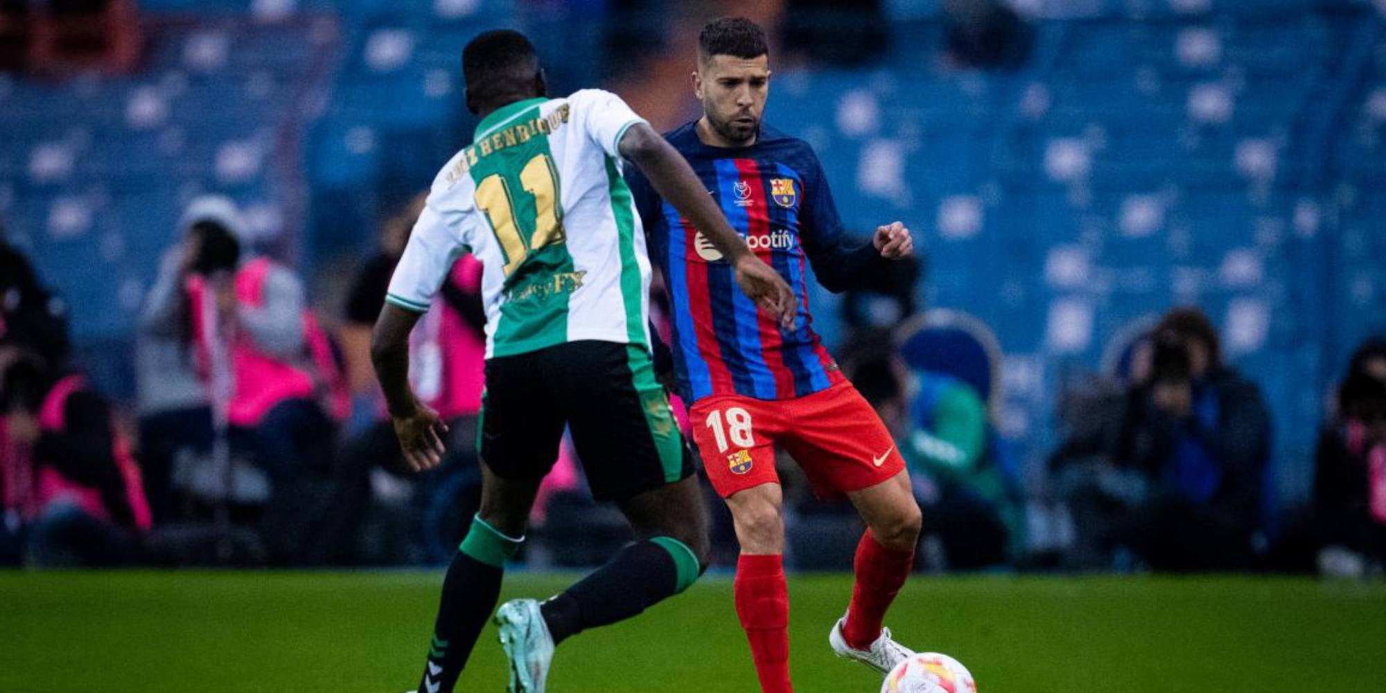 Jordi Alba, durant el partit contra el Betis | @fcbarcelona