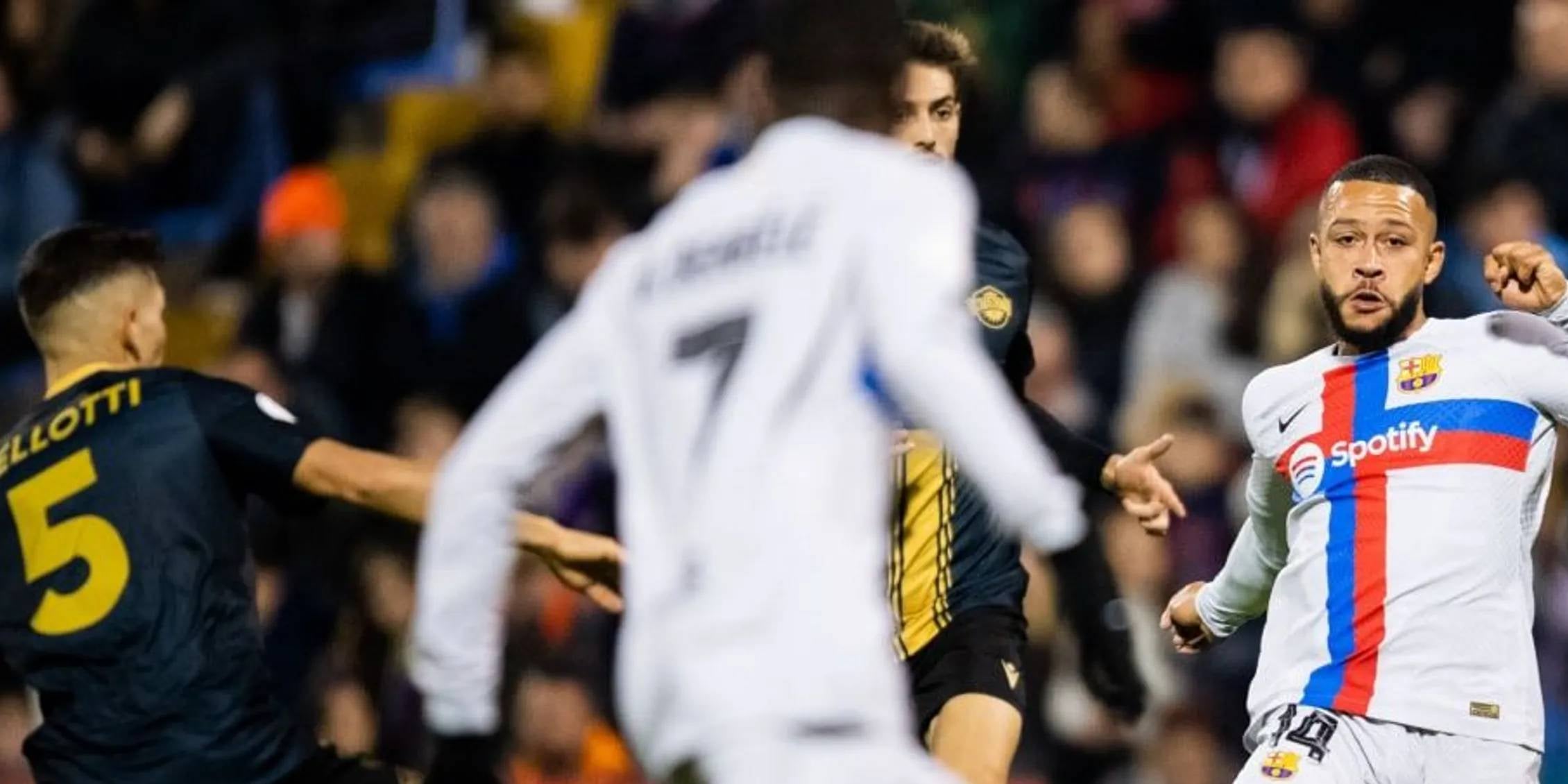 Memphis Depay, durant el partit contra l'Intercity | FC Barcelona