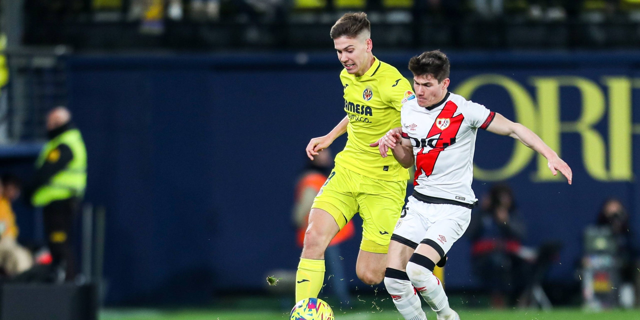 Juan Foyth, durant el Vila-real-Rayo Vallecano | Europa Press