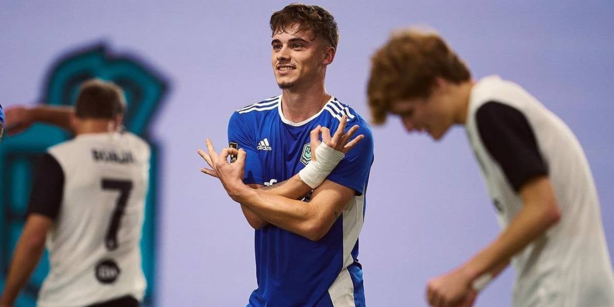 Cristian Ubón celebra un gol a la Kings League | @cristiianubonn