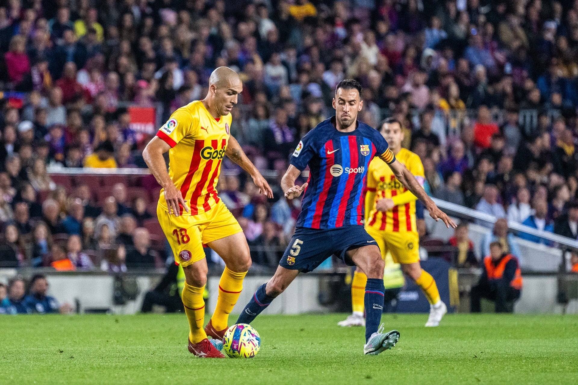 Sergio Busquets i Oriol Romeu, durant el Barça-Girona | Europa Press