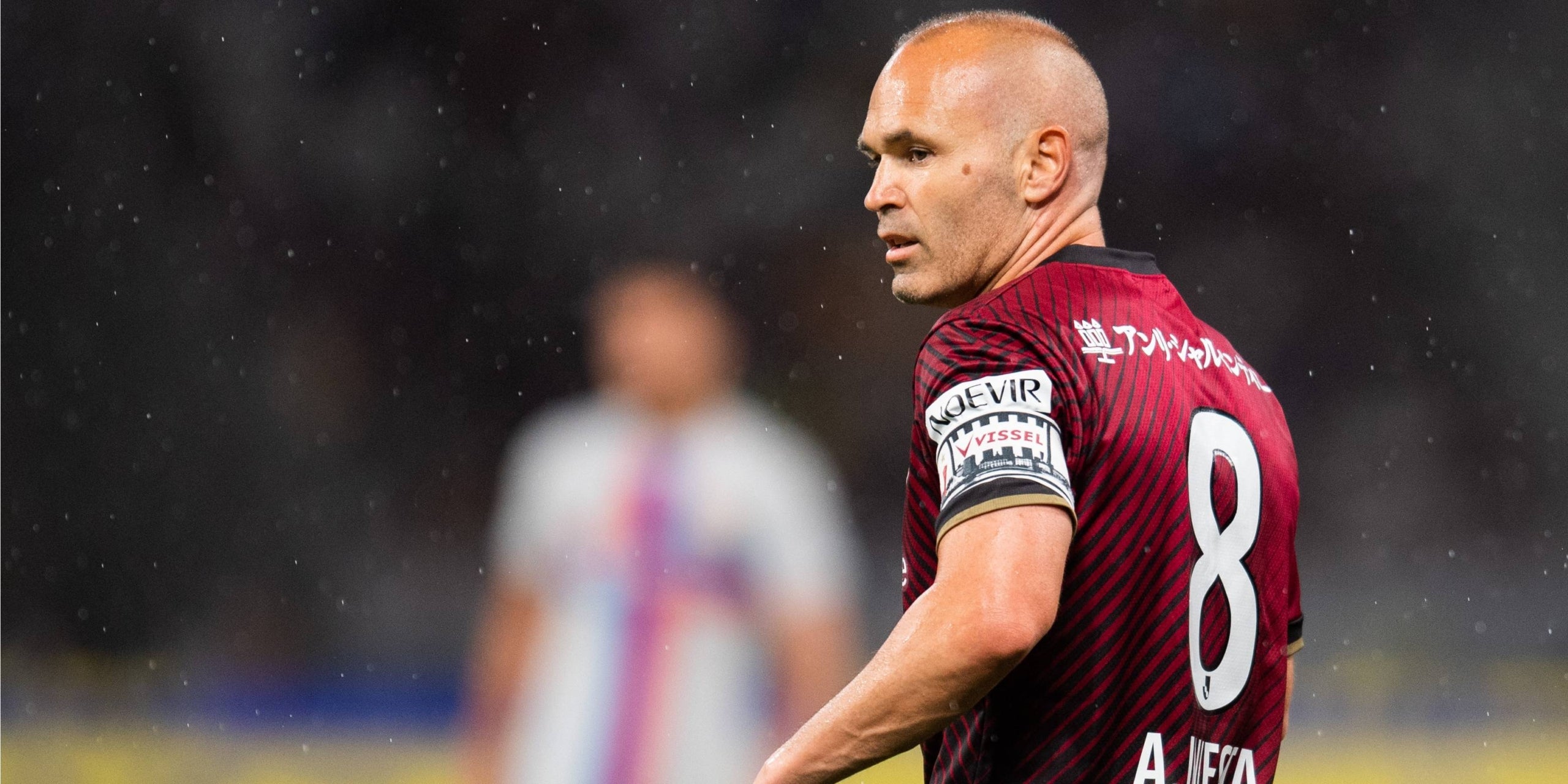 Andrés Iniesta, durant un partit del Vissel Kobe contra el Barça | FC Barcelona