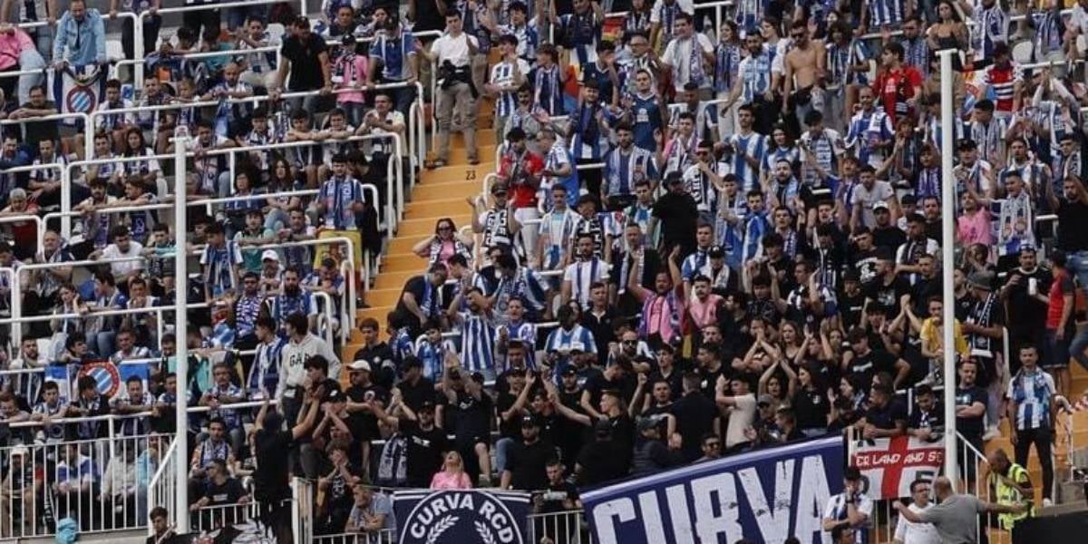 Seguidors de l'Espanyol desplaçats a Mestalla | Curva RCDE