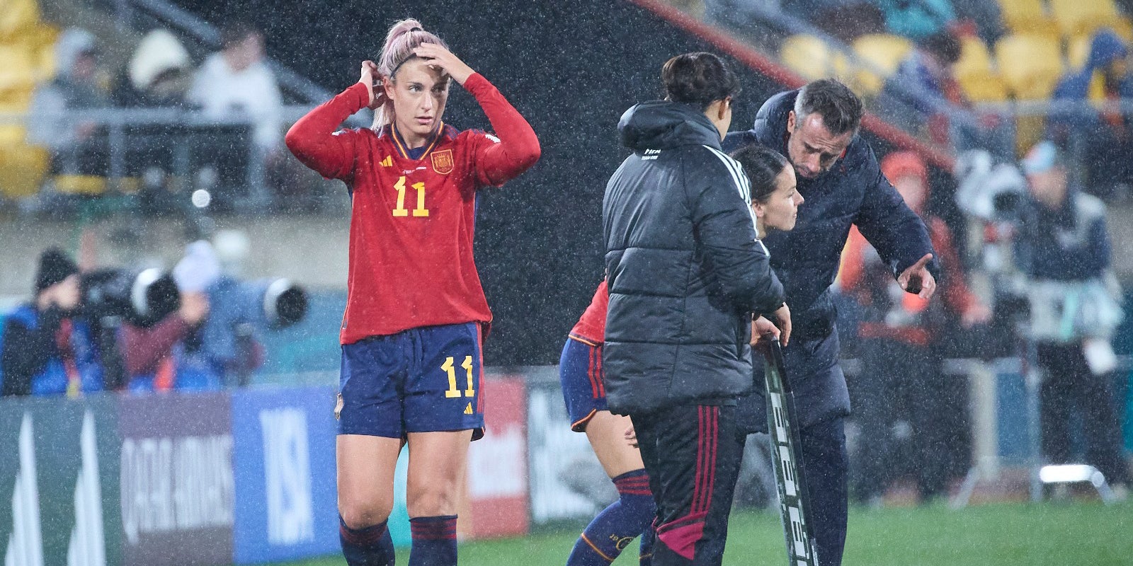 Alexia Putellas, preparant-se per entrar al partit | RFEF