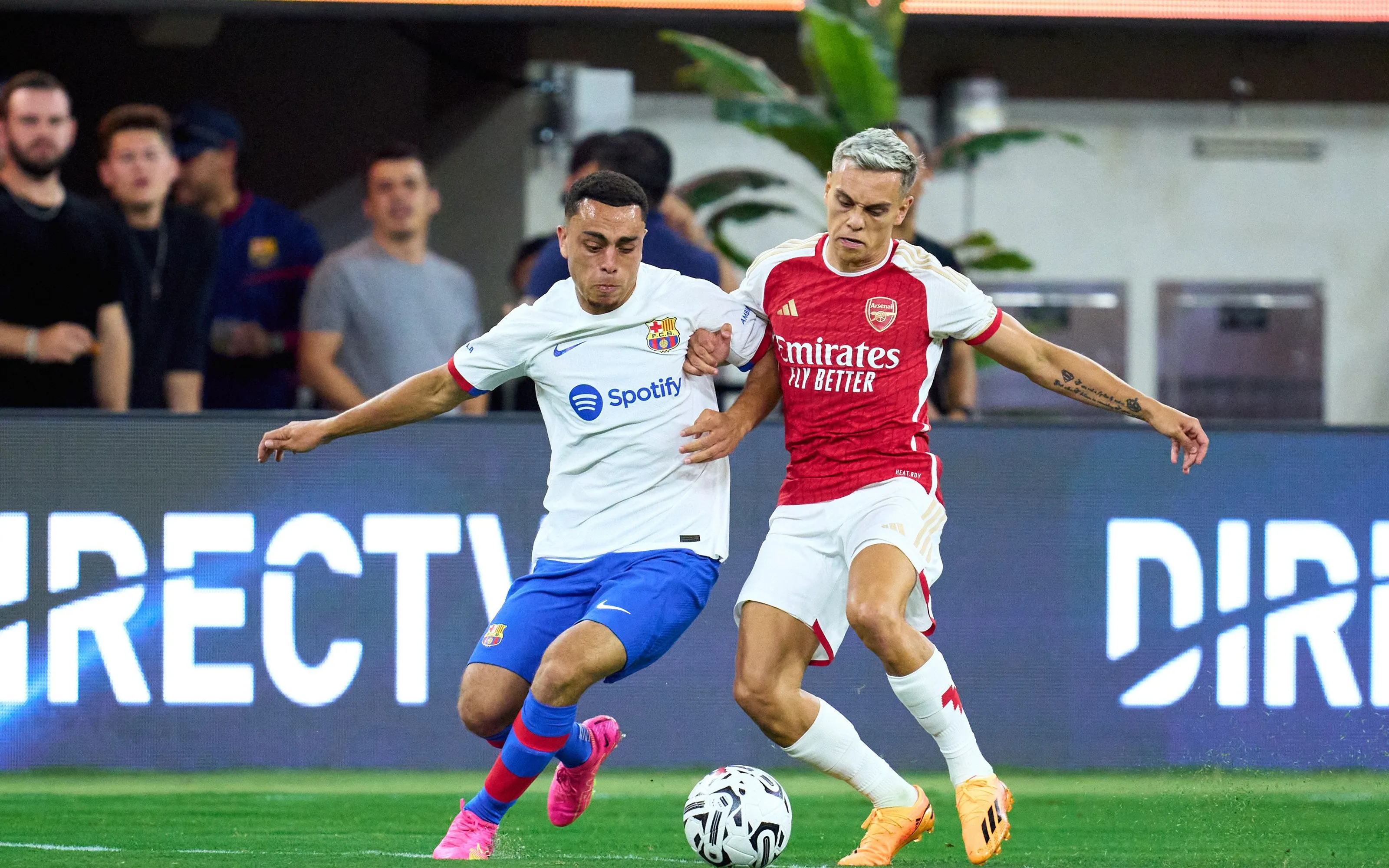Sergiño Dest, durant el partit contra l'Arsenal | FC Barcelona