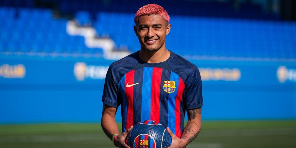 Julián Araujo, en la seva presentació | FC Barcelona
