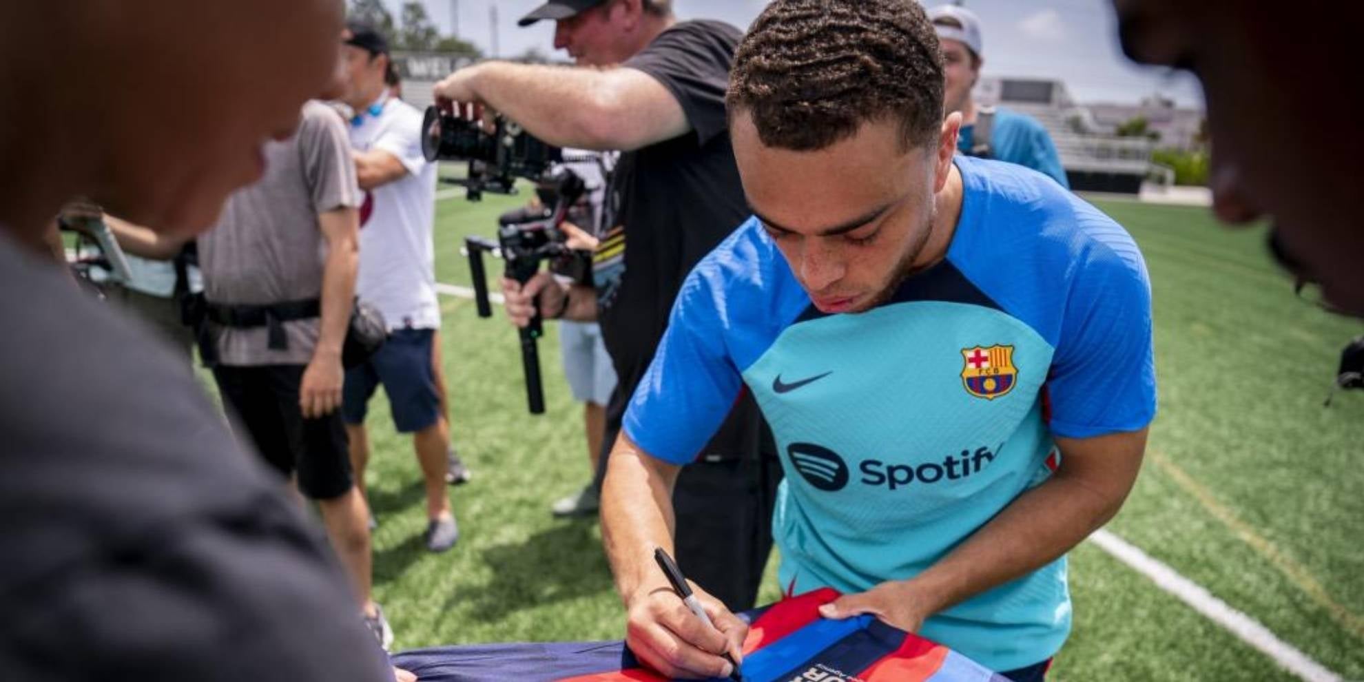 Sergiño Dest, en una imatge d'arxiu amb el Barça | FC Barcelona