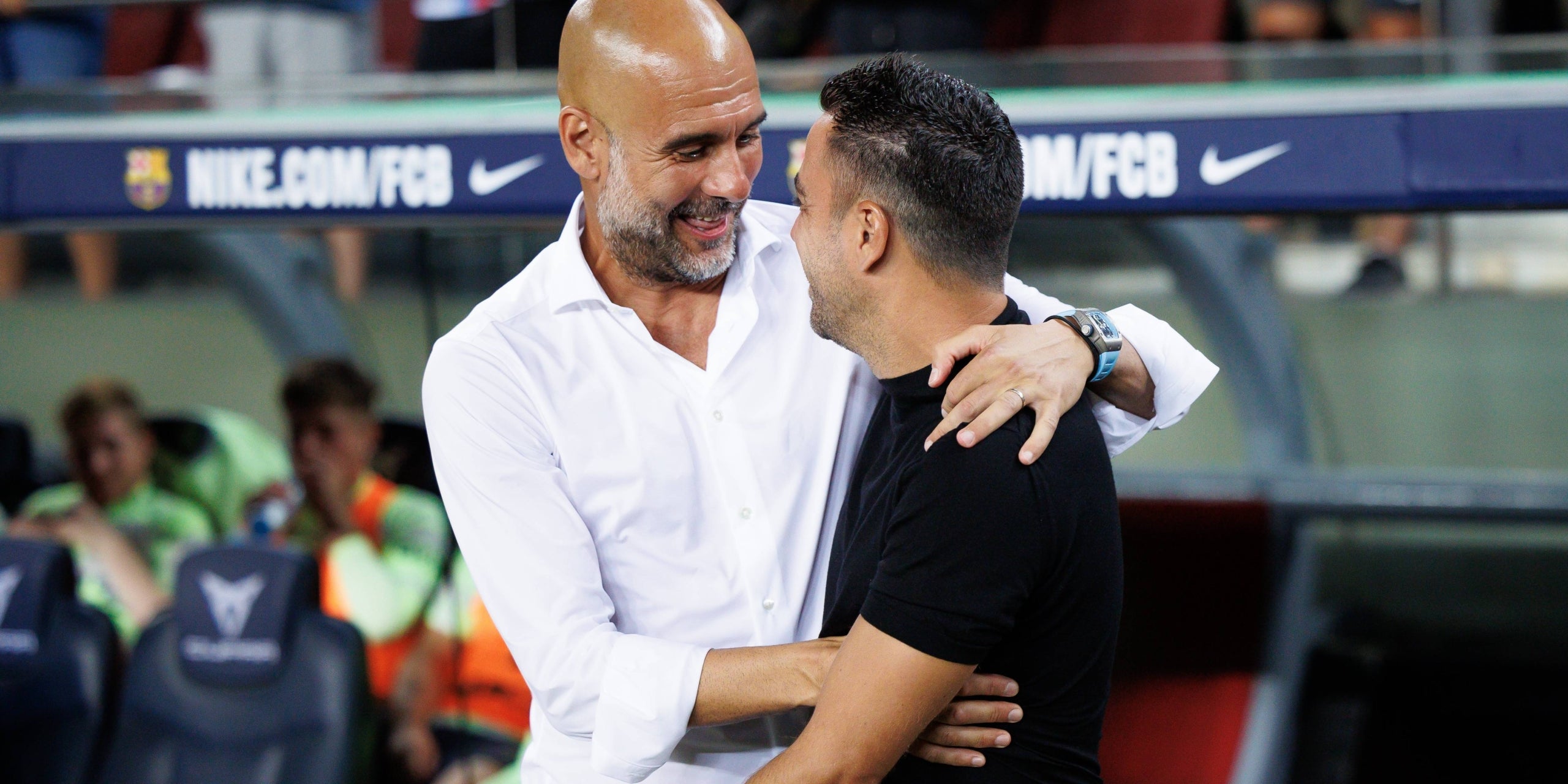 Guardiola i Xavi, durant un partit | Europa Press