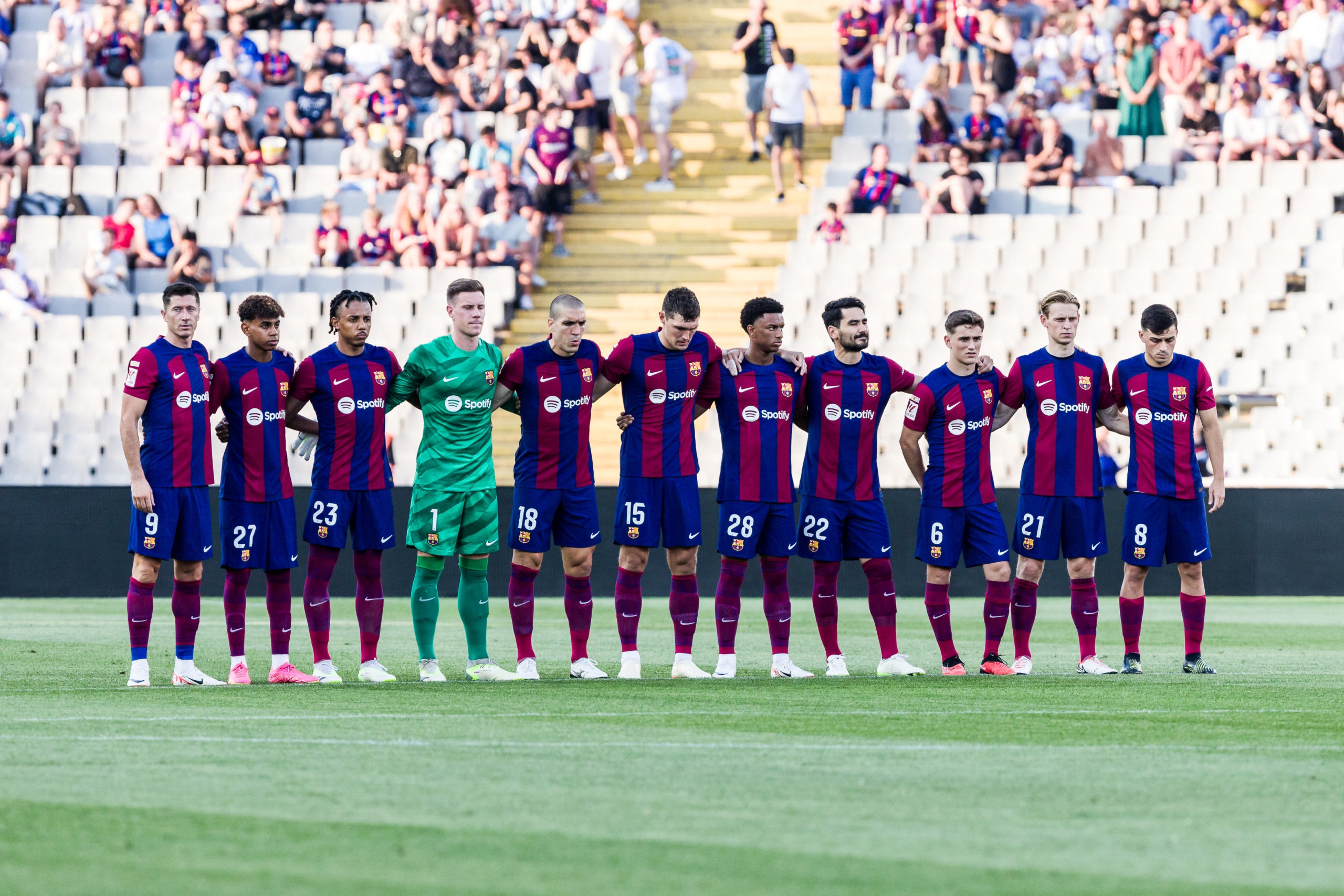 Els jugadors del Barça, abans del partit contra el Cadis | Europa Press