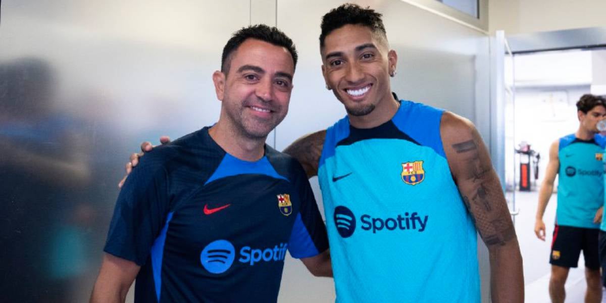 Xavi i Raphinha, en una imatge d'arxiu | FC Barcelona