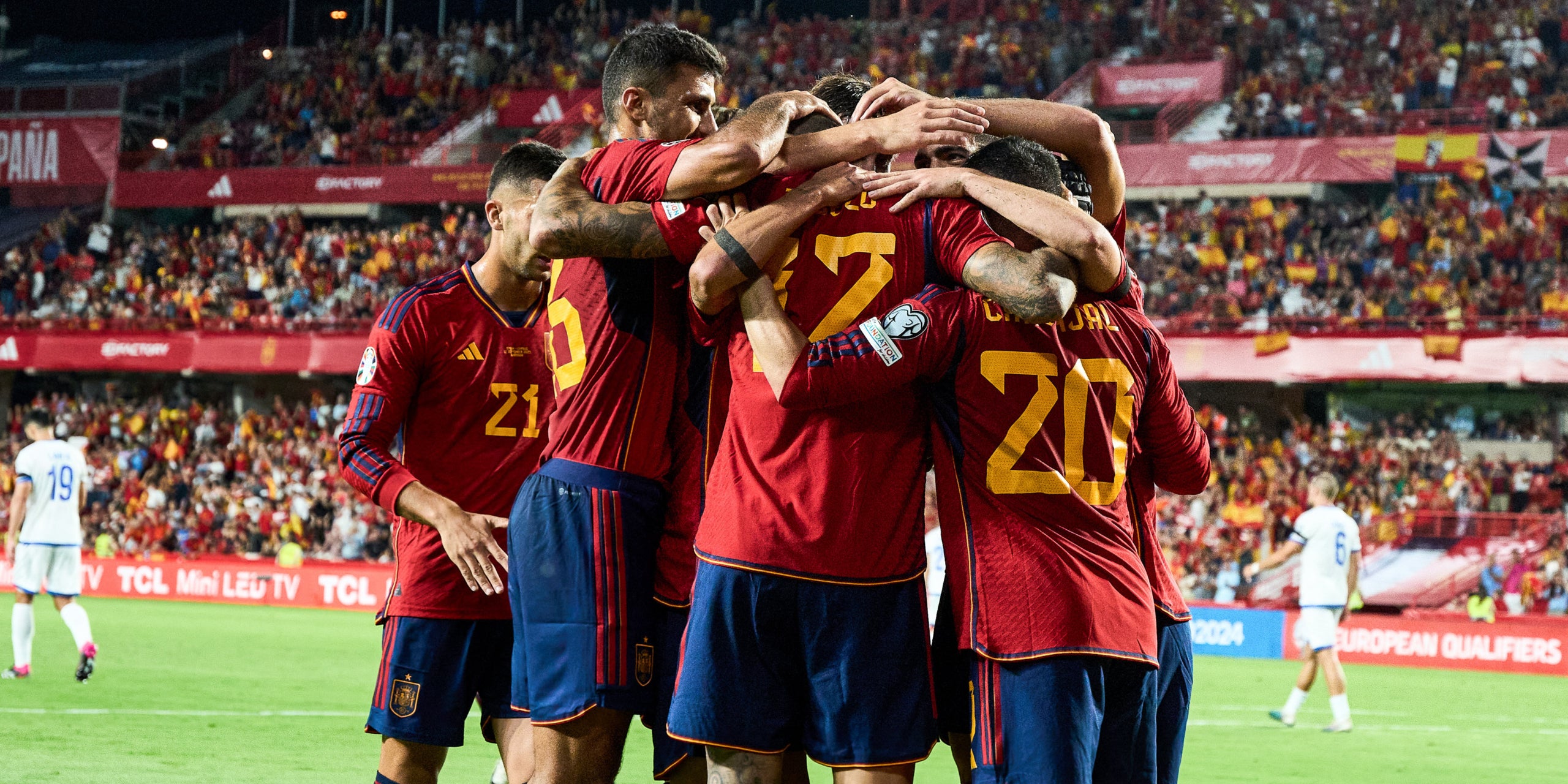 Els jugadors de la selecció espanyola, celebrant un gol contra Xipre | Europa Press