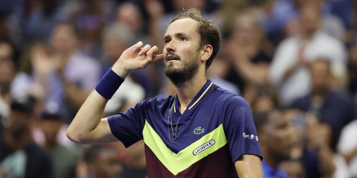 Daniïl Medvédev celebrant la seva victòria contra Alcaraz | US Open