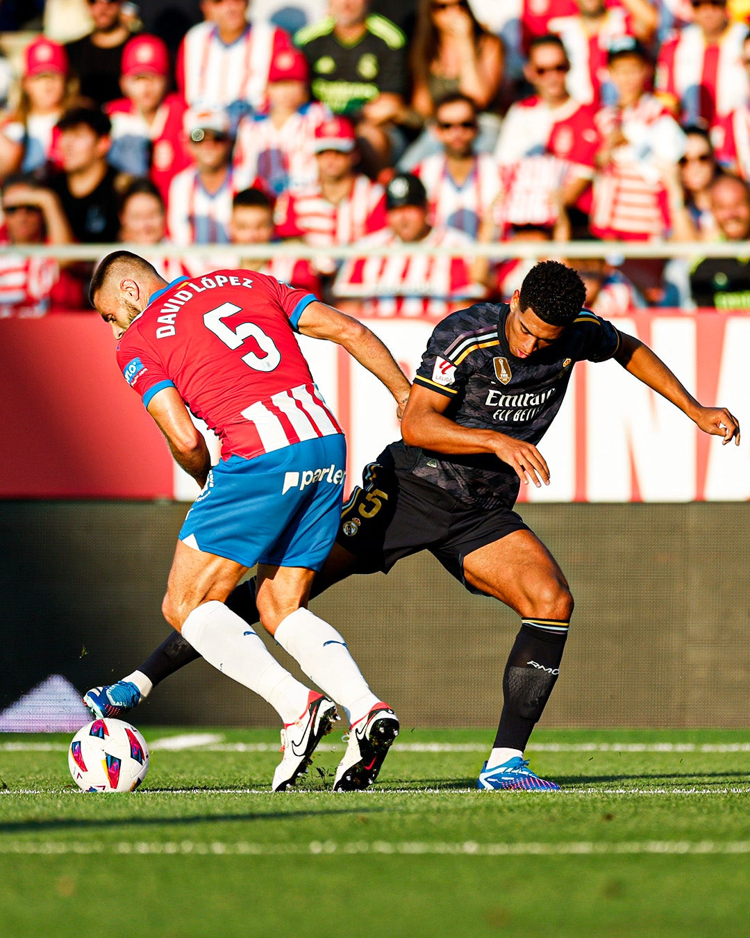David López y Jude Bellingham, durante el partido | Real Madrid CF
