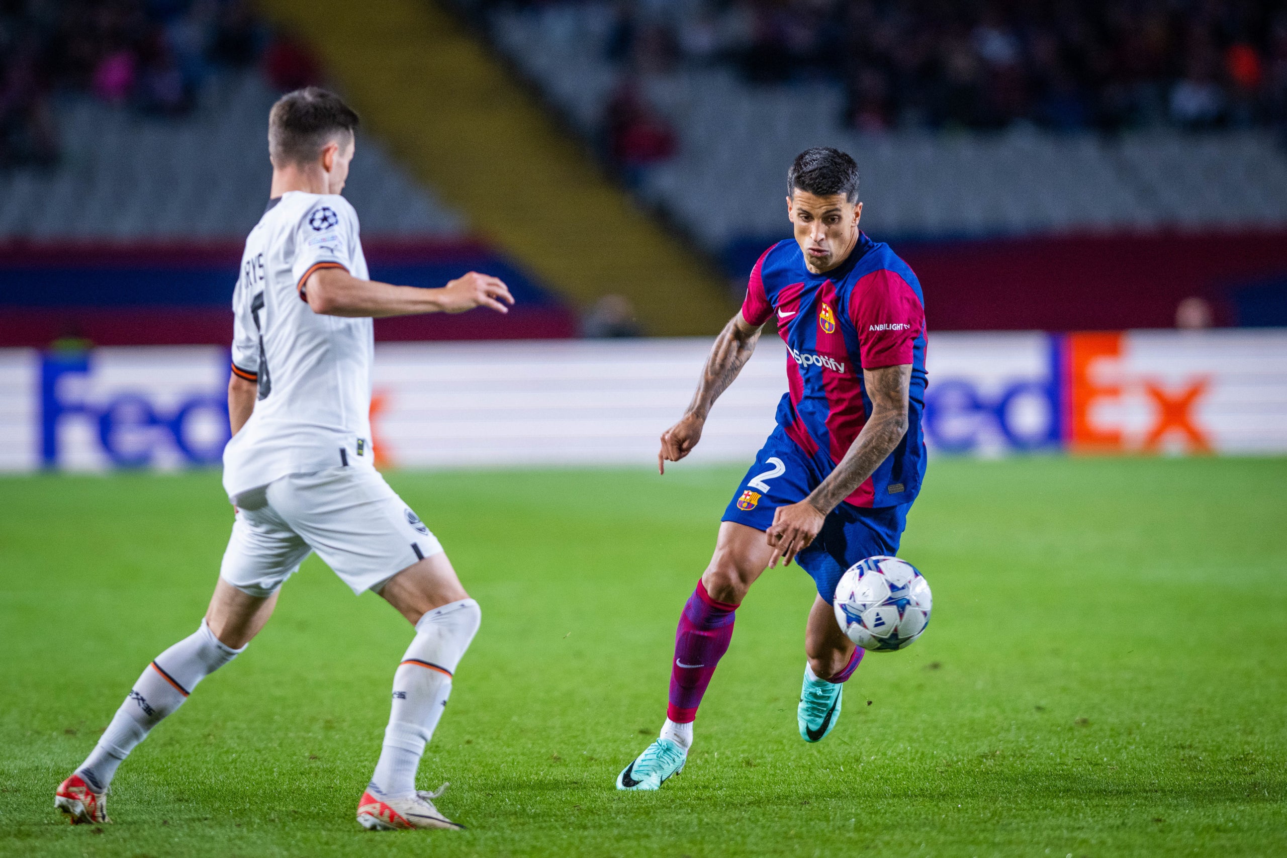 Joao Cancelo, durante el partido contra el Xakhtar | Europa Press
