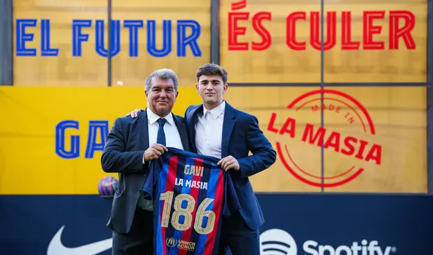 Gavi, després de signar la seva renovació amb el Barça | FC Barcelona