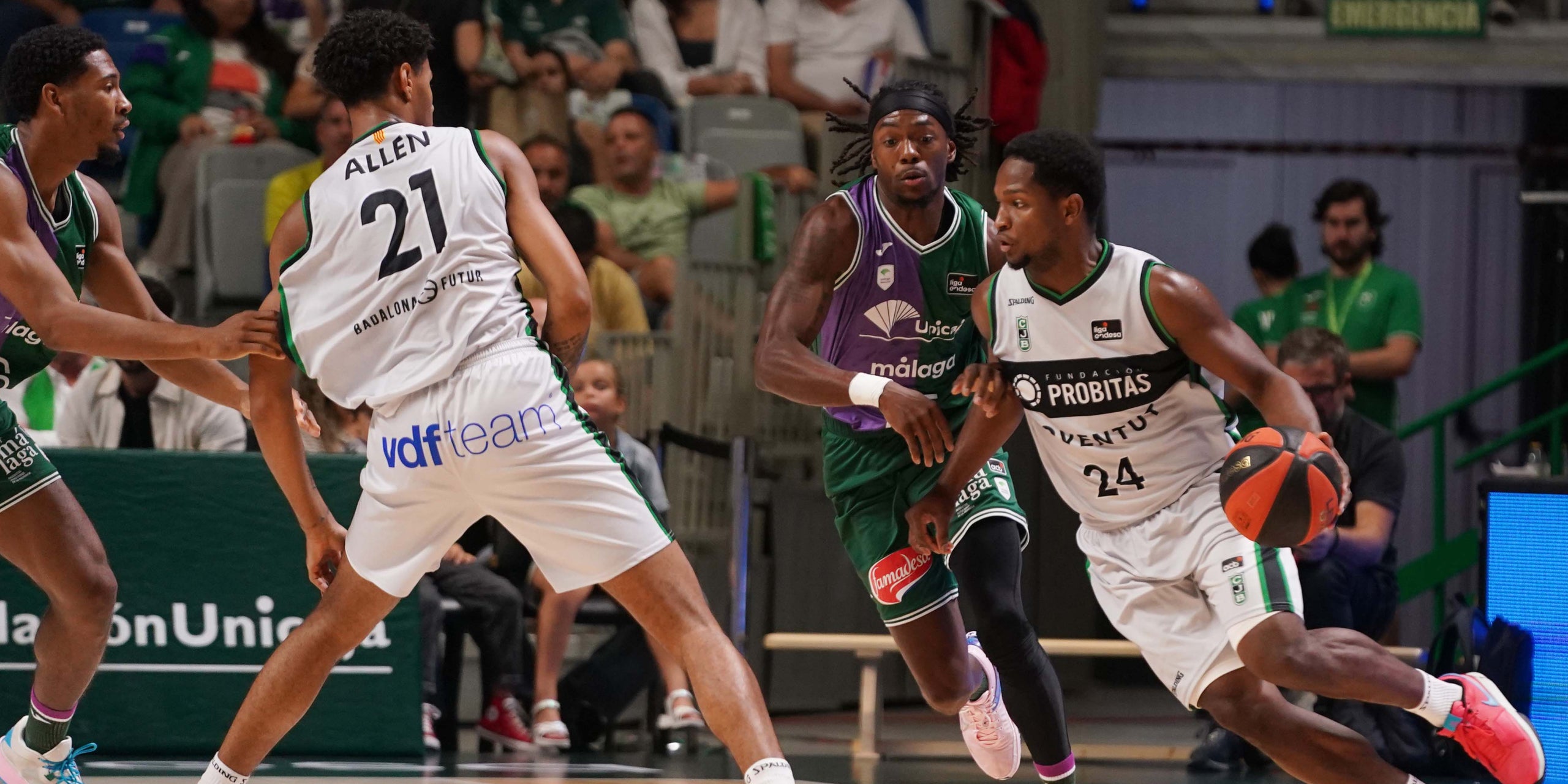 Andrés Feliz y Miguel Allen, del Juventud de Badalona, en el partido contra el Unicaja | Juventud de Badalona
