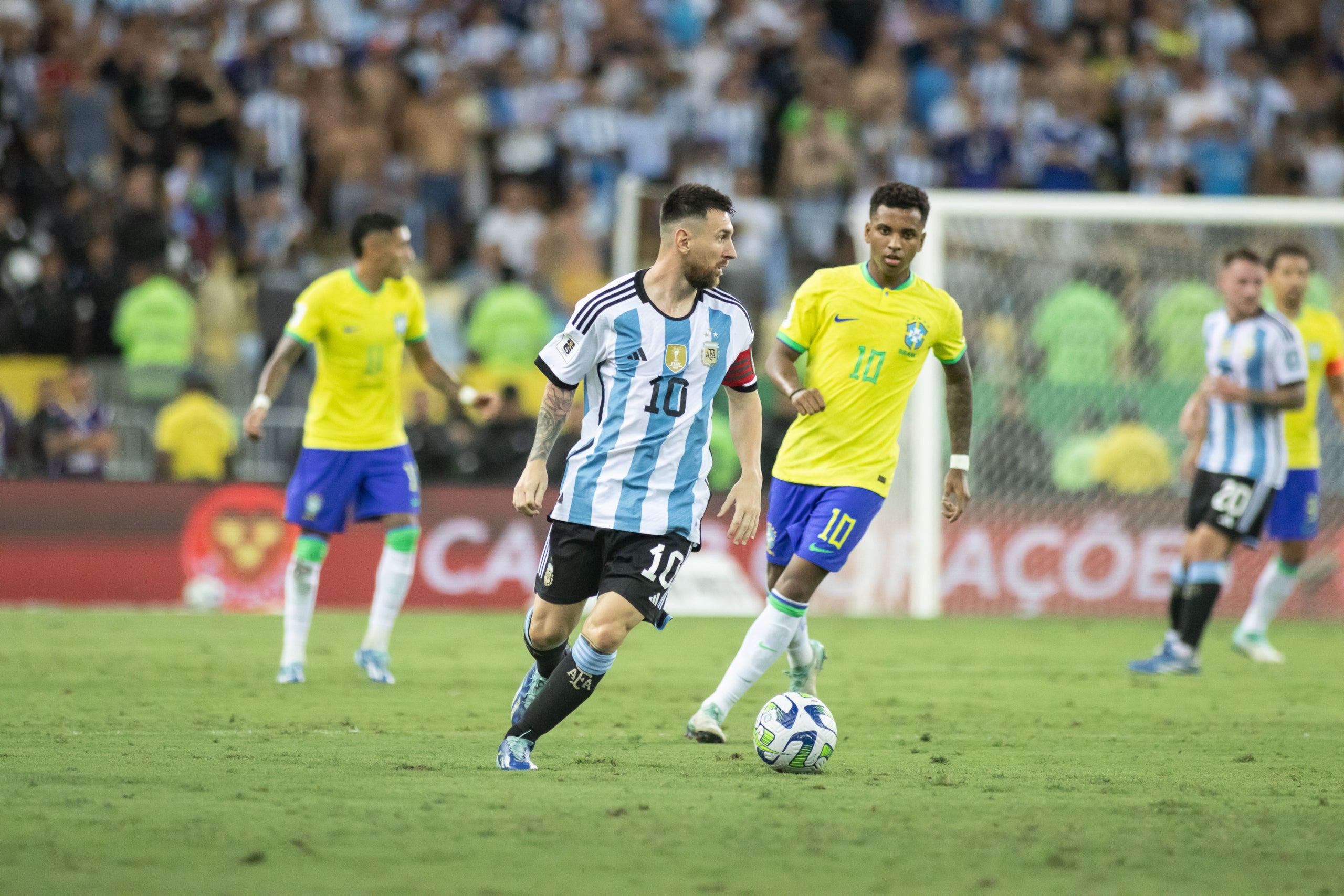 Leo Messi y Rodrygo, durando Brasil-Argentina | Europa Press