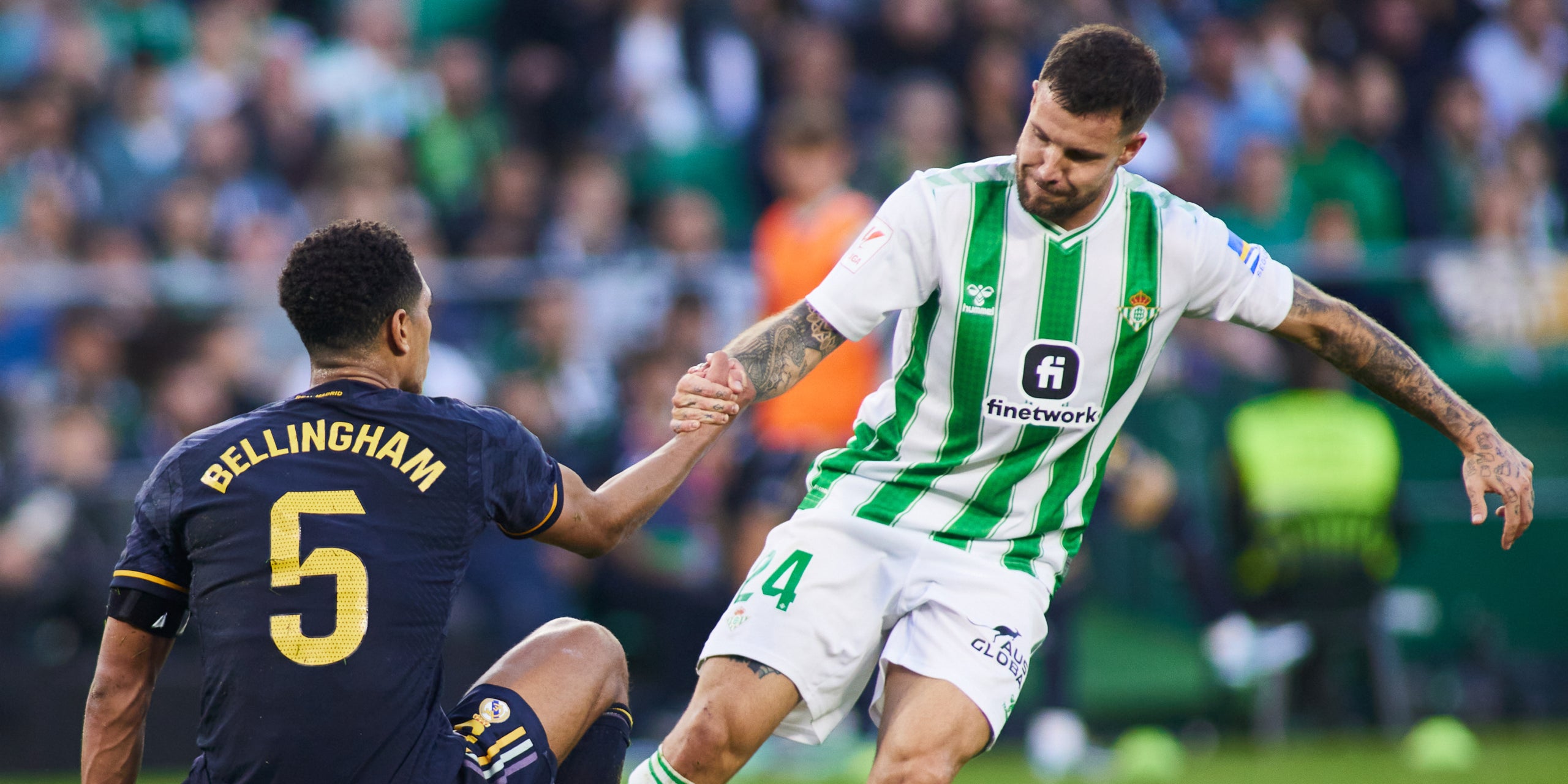 Jude Bellingham y Aitor Ruibal, durante el Betis-Madrid | Europa Press