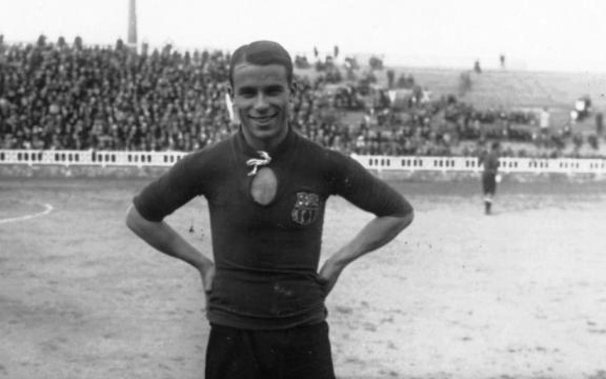 Josep Samitier, con una camiseta 'artesana' del Barça | FC Barcelona