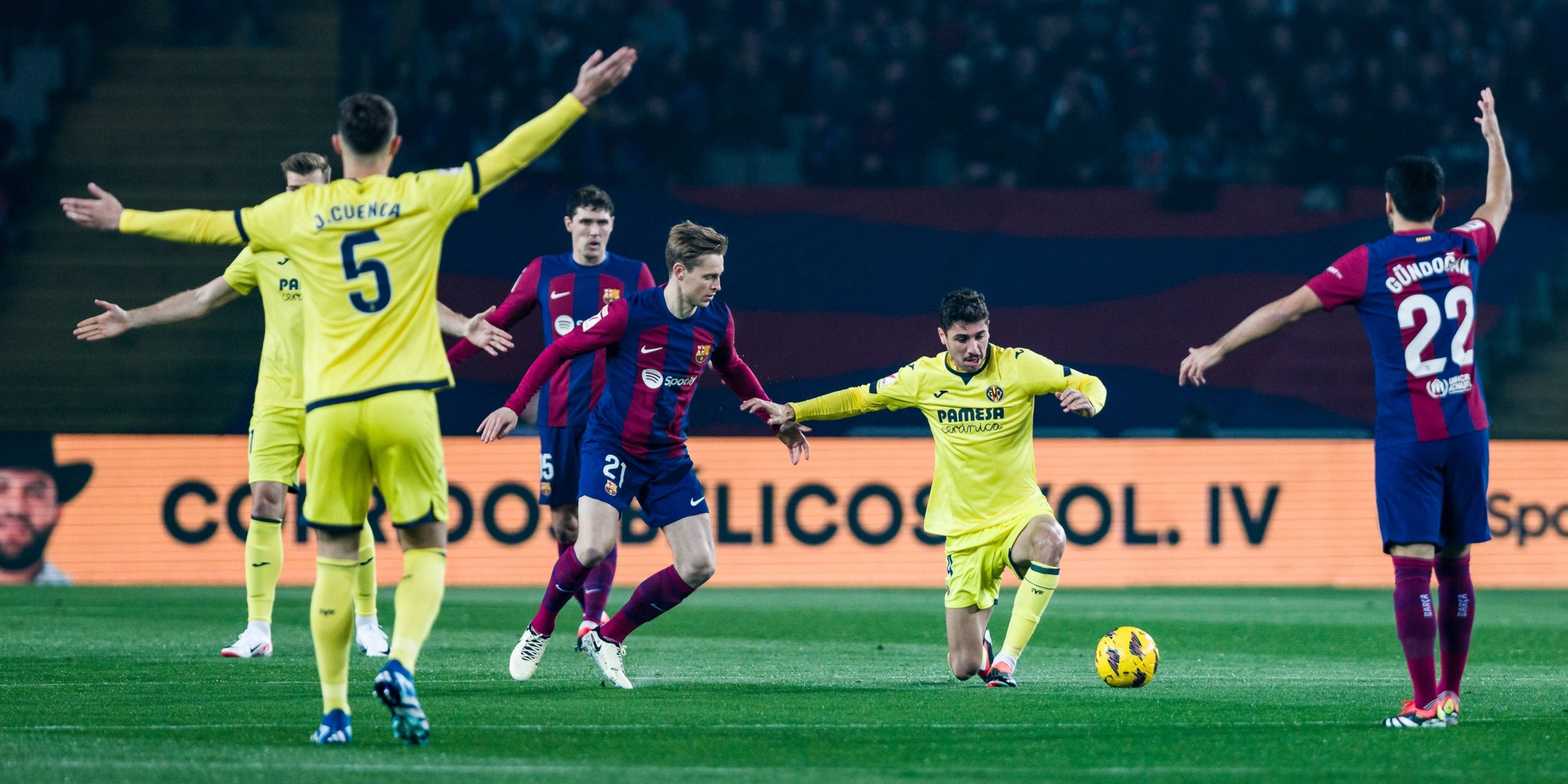 Los jugadores del Barça, durante el partido contra el Villarreal | Europa Press