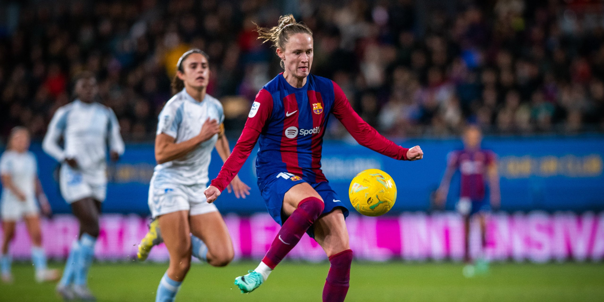 Graham Hansen, marcando su gol contra el Levante Las Planes | @FCBfemeni