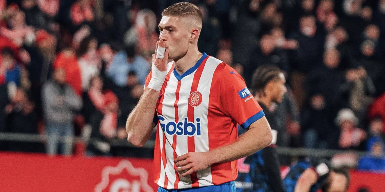 Artem Dovbyk celebra un dels seus tres gols contra el Sevilla | Girona FC