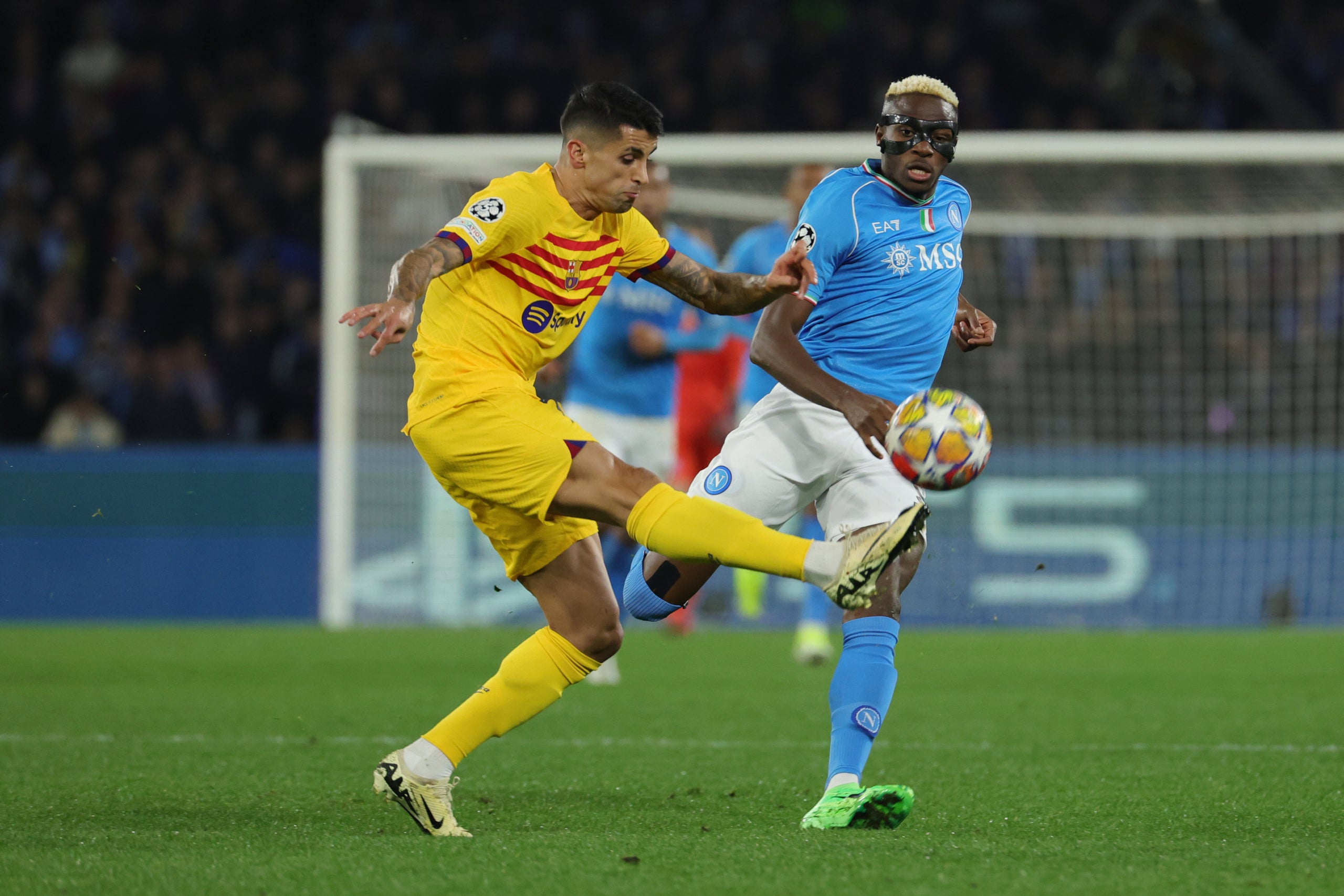 Joao Cancelo, durante el Nápoles-Barça | Europa Press
