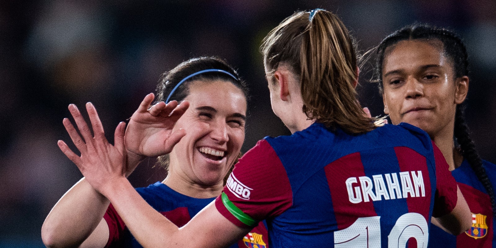 Les jugadores del Barça, celebrant un gol contra l'Sporting de Huelva | @FCBfemeni
