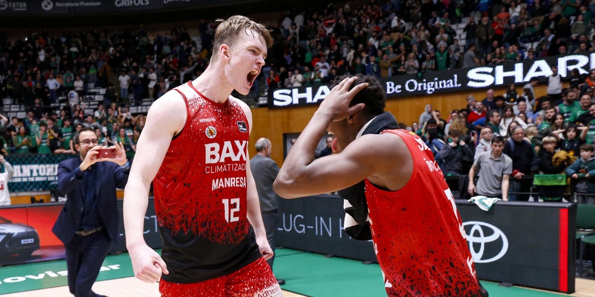 Marcis Steinbergs, celebrando la victoria del BAXI Manresa contra la Penya | BAXI Manresa