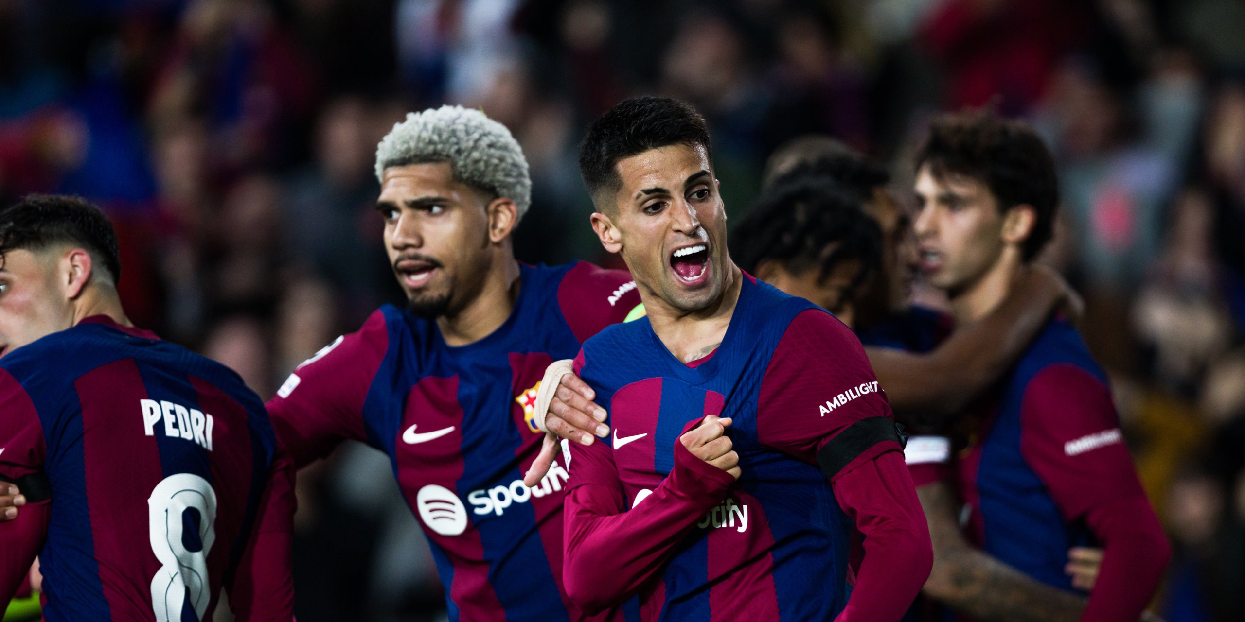 João Cancelo, celebrando un gol con el Barça | Europa Press