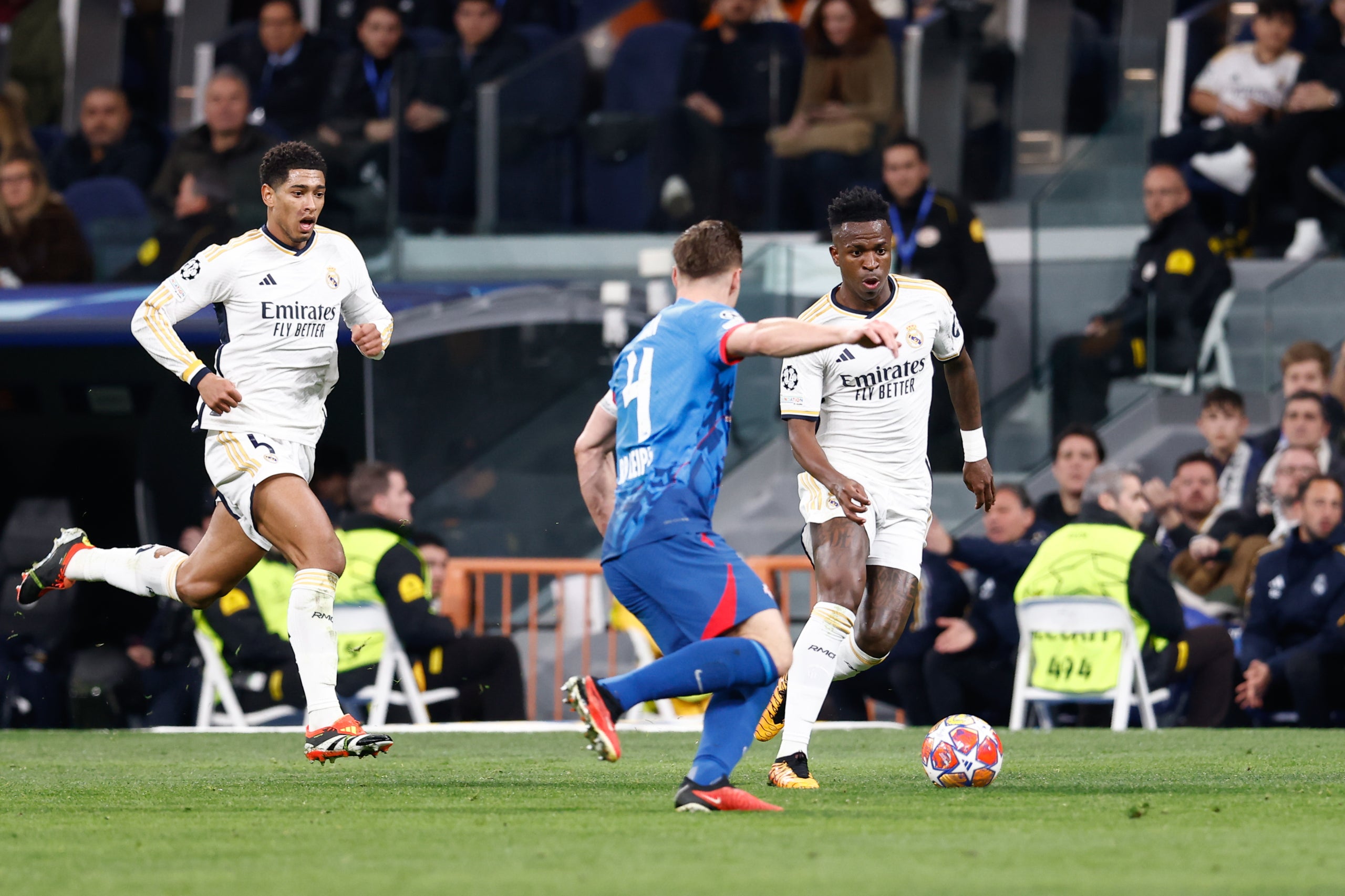 Bellingham i Vinicius, durant el partit contra el Leipzig al Bernabéu | Europa Press