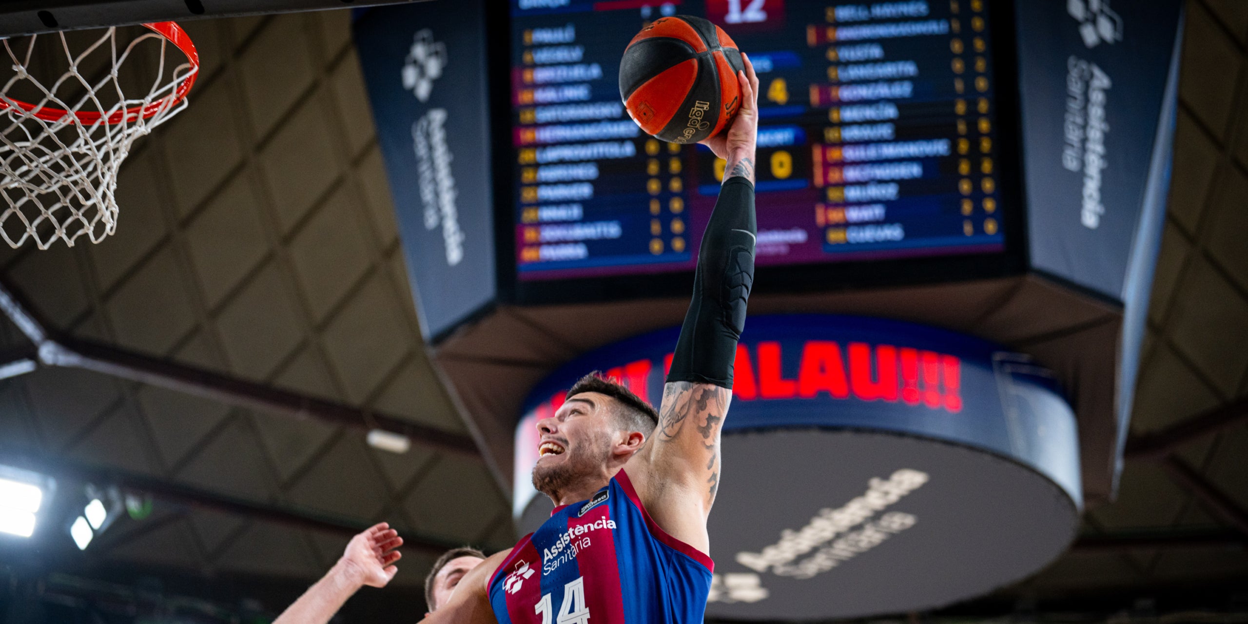 Willy Hernangómez, durante el partido contra el Obradoiro | @FCBbasket