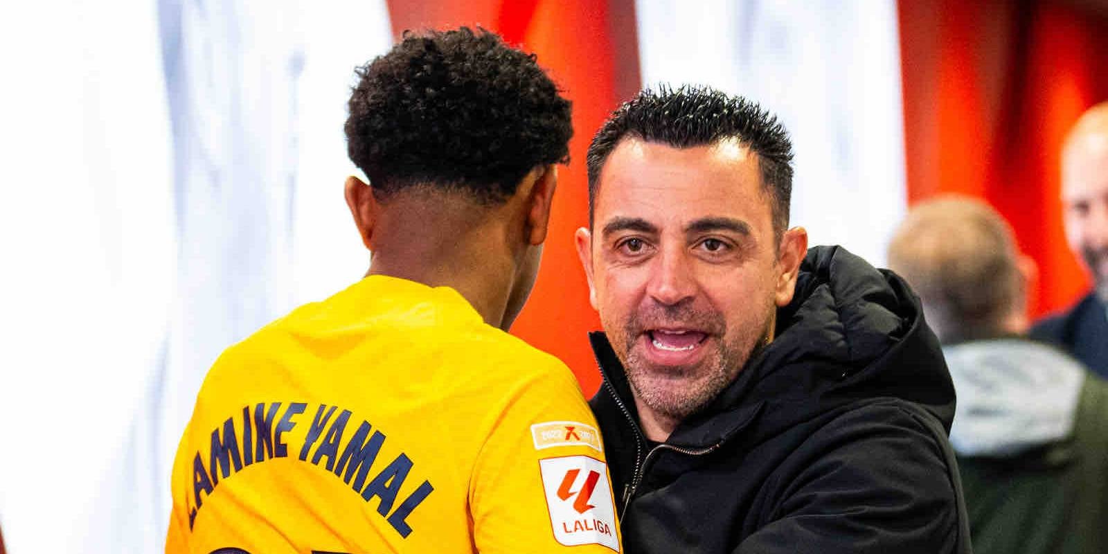 Lamine Yamal, jugador del Barça, i Xavi Hernández, entrenador blaugrana, després del partit contra l'Atlètic de Madrid | FC Barcelona